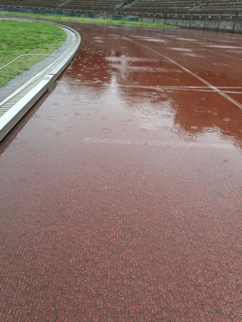 arena pioggia